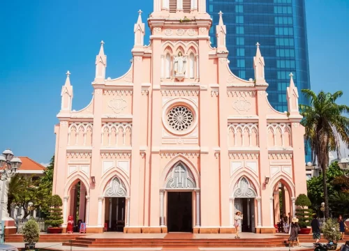 Da Nang Cathedral (Pink Church): History, Visiting Hours & Mass Times 2026